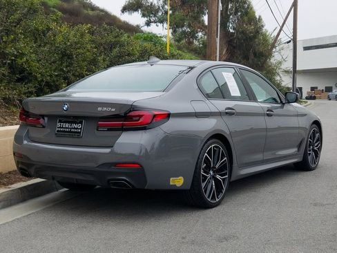 Used 2021 BMW 530e xDrive w/ M Sport Package image 5