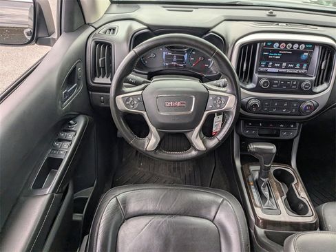 Used 2018 GMC Canyon SLT w/ Driver Alert Package image 14