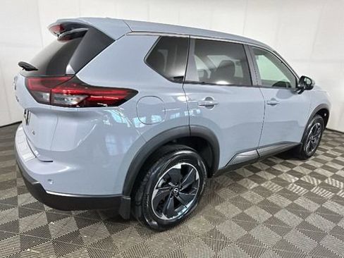 Certified 2026 Nissan Rogue SV w/ Cold Weather Package AWD/4WD image 3