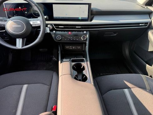 Used 2025 Hyundai Sonata SEL FWD image 13