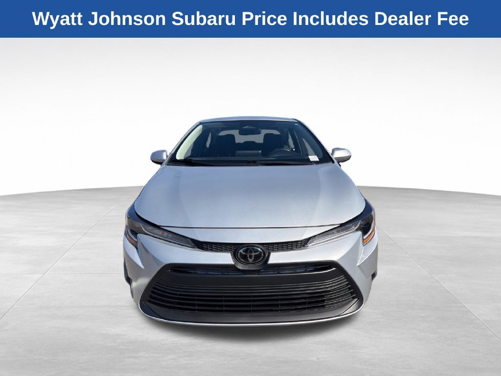 Used 2025 Toyota Corolla LE FWD image 15