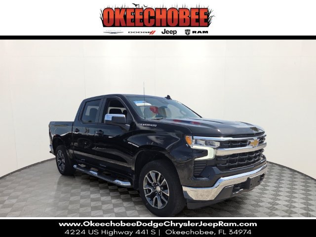 Used 2023 Chevrolet Silverado 1500 LT AWD/4WD image 1