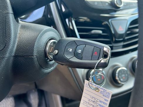 Used 2021 Chevrolet Spark LT image 22