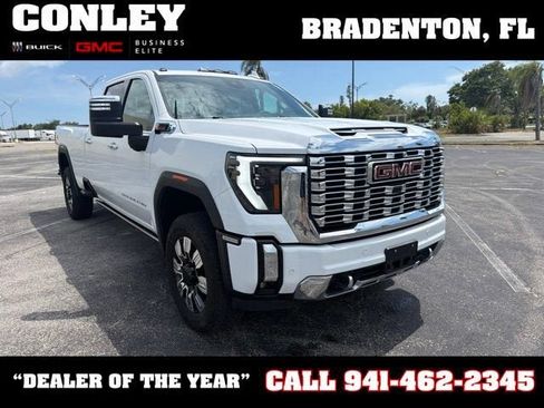 Used 2025 GMC Sierra 3500 Denali w/ Denali Reserve Package AWD/4WD image 1