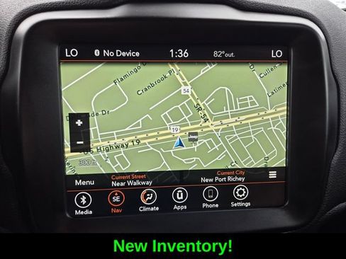 Certified 2023 Jeep Renegade Latitude AWD/4WD image 22