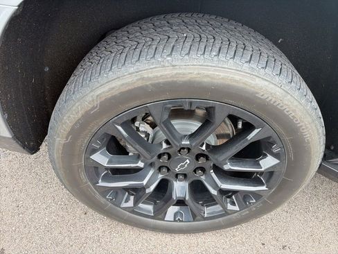 Used 2023 Chevrolet Tahoe LS AWD/4WD image 9