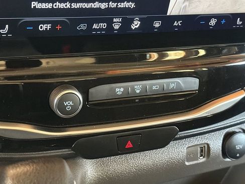 New 2026 Ford Transit 350 XLT image 19