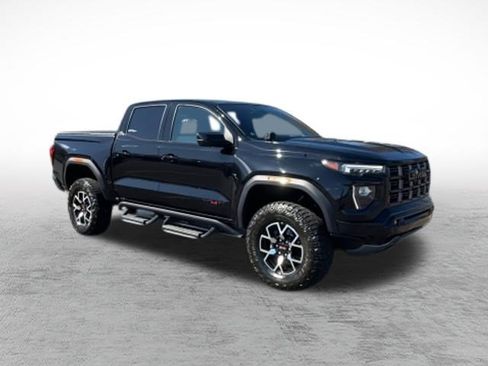Used 2024 GMC Canyon AT4X AWD/4WD image 2