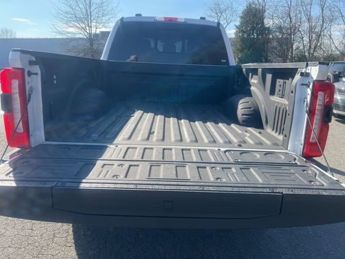 Used 2024 Ford F350 Lariat w/ Lariat Ultimate Package image 15