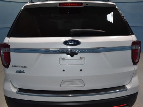 Used 2019 Ford Explorer Limited w/ Class III Trailer Tow Package image 28