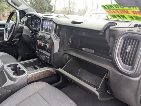 Used 2022 GMC Sierra 1500 Elevation w/ Preferred Package image 25