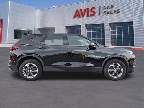 Used 2025 Chevrolet Blazer LT AWD/4WD image 5