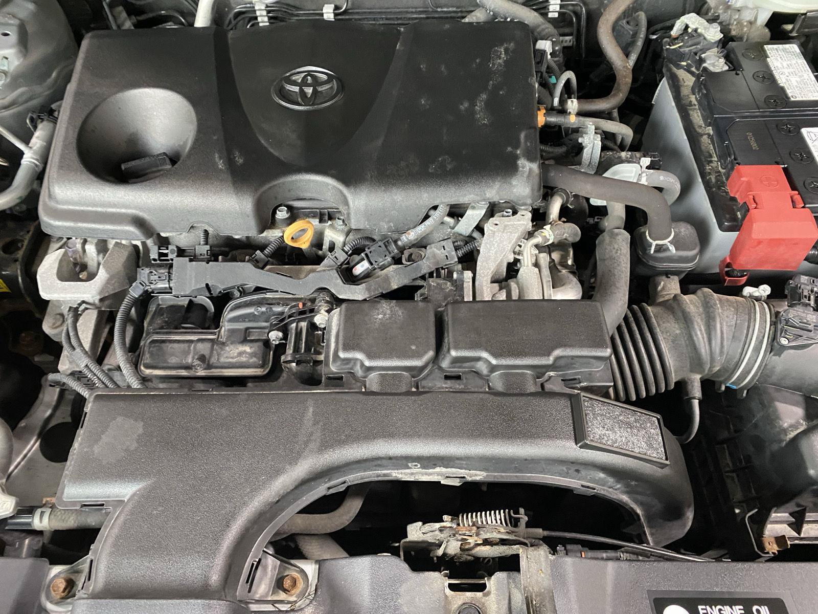 Used 2021 Toyota RAV4 XLE AWD/4WD image 10