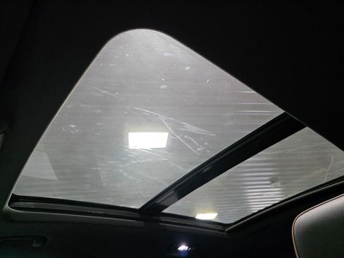Used 2019 Chevrolet Blazer Premier w/ Sun and Wheels Package AWD/4WD image 24