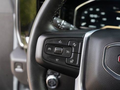 Used 2024 GMC Sierra 1500 SLT image 29