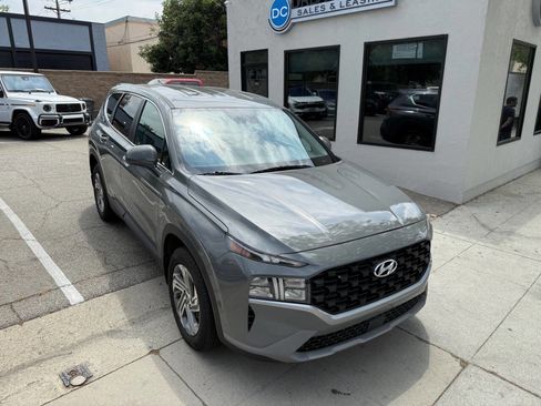 Used 2022 Hyundai Santa Fe SE image 13