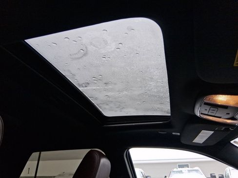 Used 2023 Dodge Durango R/T w/ Tow 'N Go Package image 17