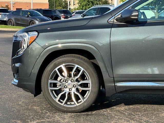 Used 2022 GMC Terrain Denali AWD/4WD image 8