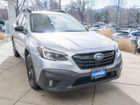 Used 2020 Subaru Outback Onyx Edition XT w/ Popular Package #2 image 2