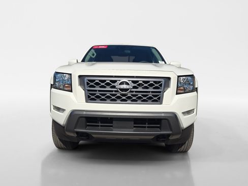 Used 2023 Nissan Frontier SV w/ SV Convenience Package image 8