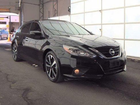 Used 2018 Nissan Altima 2.5 SR image 3