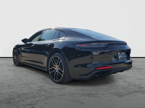 Used 2023 Porsche Panamera Platinum Edition image 3