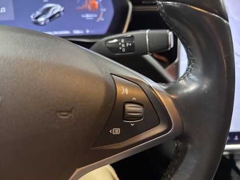 Used 2018 Tesla Model S 75D image 8