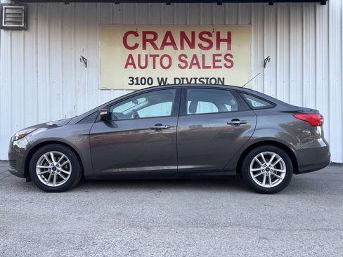 Used 2015 Ford Focus SE image 6