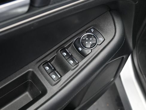 Used 2024 Ford Edge SEL AWD/4WD image 15