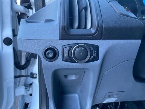 Used 2019 Ford Transit 350 XL image 14
