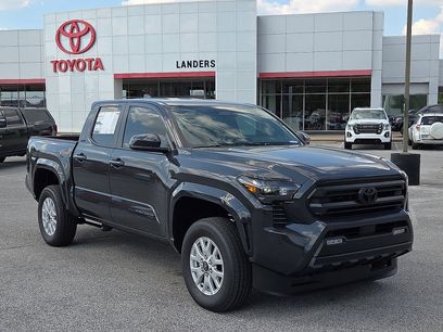 New 2025 Toyota Tacoma SR5
