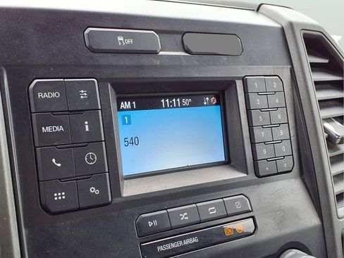 Used 2022 Ford F550 2WD Regular Cab Super Duty image 18