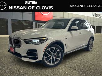 Used 2023 BMW X5 xDrive45e video 1