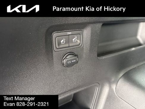 Used 2025 Kia Telluride EX image 13