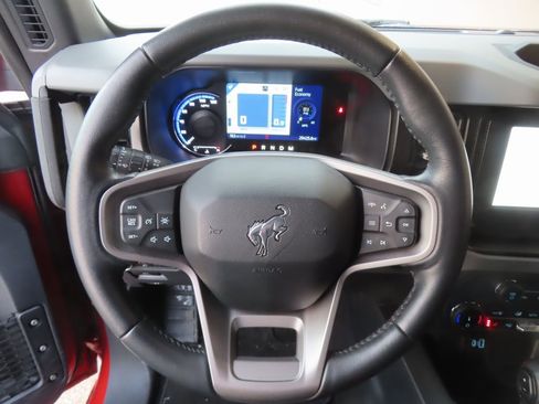 Used 2022 Ford Bronco Big Bend image 16