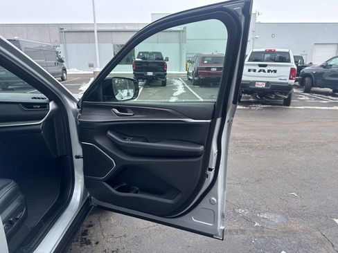 New 2026 Jeep Grand Cherokee Limited w/ Limited Altitude Package image 50