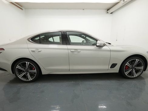 Used 2025 Genesis G70 2.5T w/ Sport Prestige Package AWD/4WD image 9