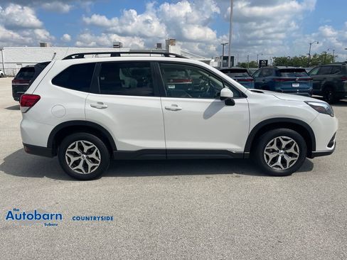Certified 2024 Subaru Forester Premium AWD/4WD image 6