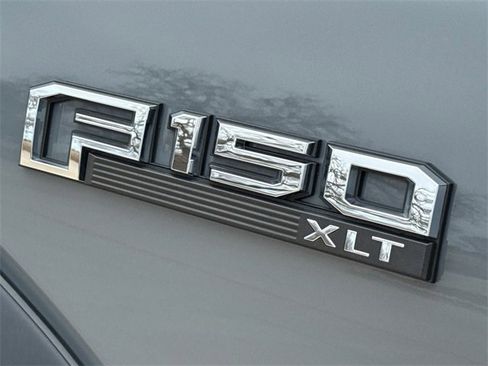 Used 2019 Ford F150 XLT w/ Equipment Group 302A Luxury image 6