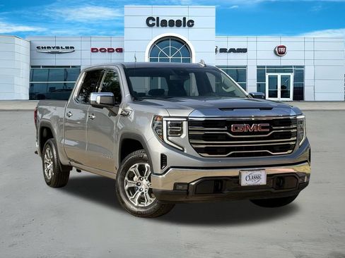 Used 2026 GMC Sierra 1500 SLT RWD image 1