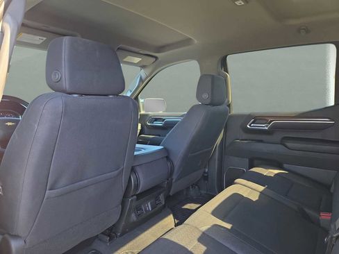 Used 2023 Chevrolet Silverado 1500 LT image 14