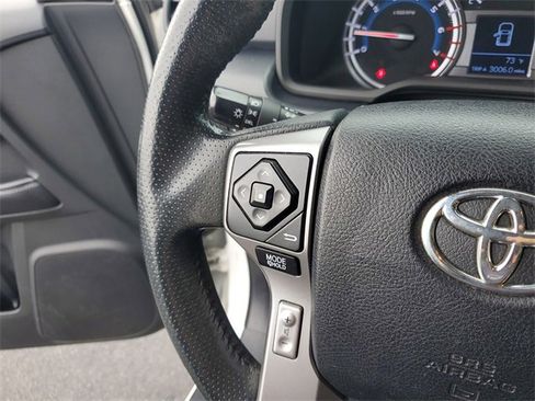 Used 2018 Toyota 4Runner SR5 image 17