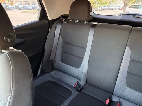 Used 2025 Chevrolet TrailBlazer LT image 39