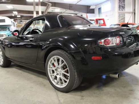 Used 2008 MAZDA MX-5 Miata Grand Touring w/ Premium Pkg image 4