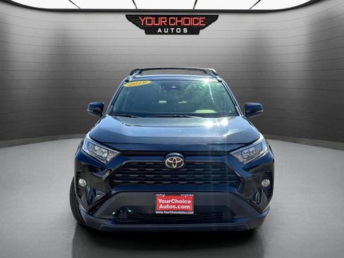 Used 2019 Toyota RAV4 XLE w/ Convenience Package image 8