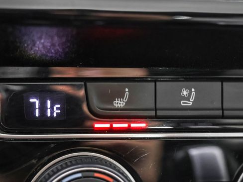 Used 2019 Volkswagen Arteon SEL Premium image 32