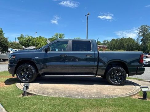 New 2026 RAM 1500 Express AWD/4WD image 4