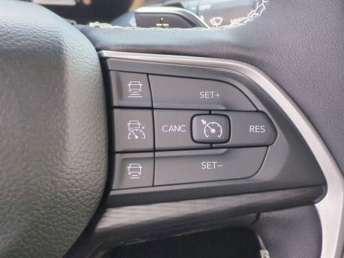 New 2025 Jeep Grand Cherokee L Laredo w/ Luxury Tech Group I RWD image 25