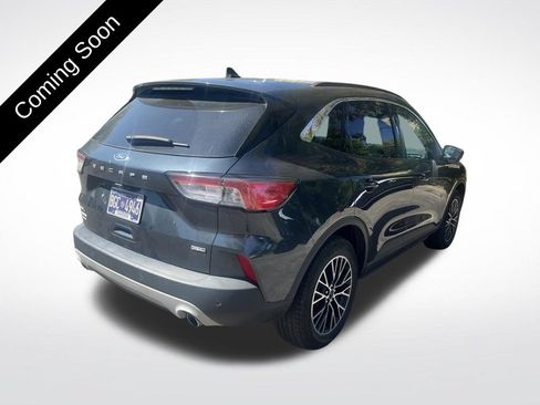 Used 2022 Ford Escape SEL w/ Technology Package FWD image 5