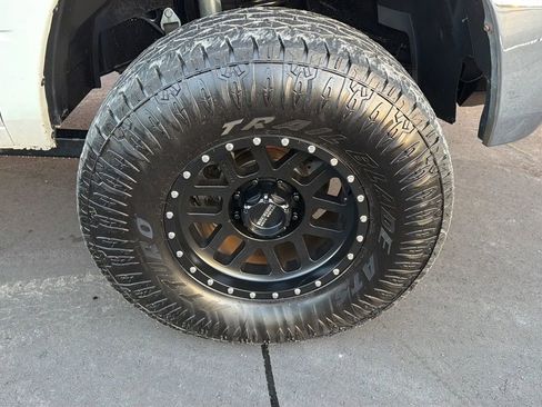 Used 2018 RAM 3500 Tradesman w/ Chrome Appearance Group image 8